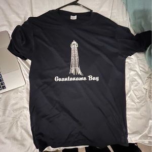 Over size tourist shirt